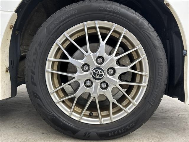 Toyota NOAH 2018 8009516-4