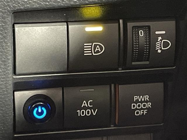 Toyota NOAH 2024 8009655-1