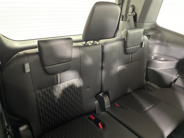 Toyota NOAH 2024 8009655-11