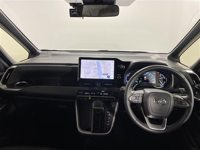 Toyota NOAH 2024 8009655-15