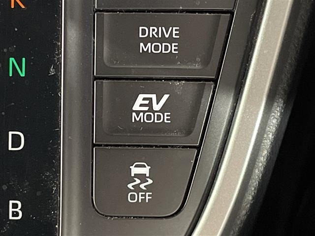 Toyota NOAH 2024 8009655-4