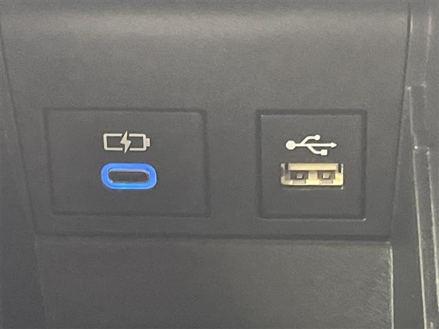 Toyota NOAH 2025 8009682-20