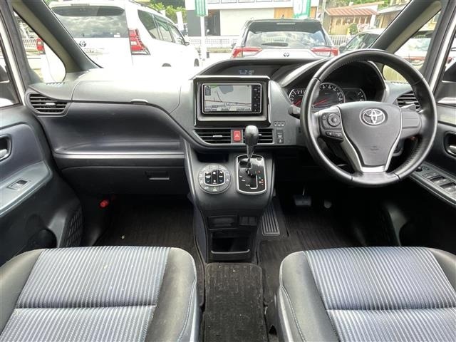 Toyota NOAH 2016 8009929-14