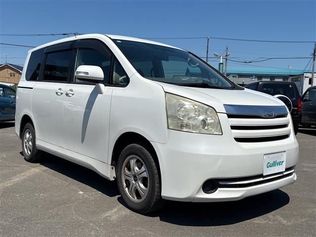 Toyota NOAH 2008 8009959-3