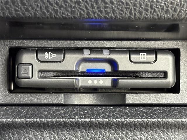 Toyota NOAH 2019 8009960-7