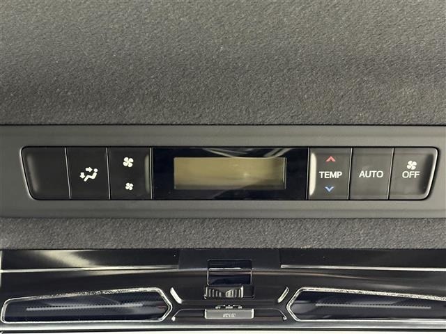 Toyota NOAH 2019 8009960-9