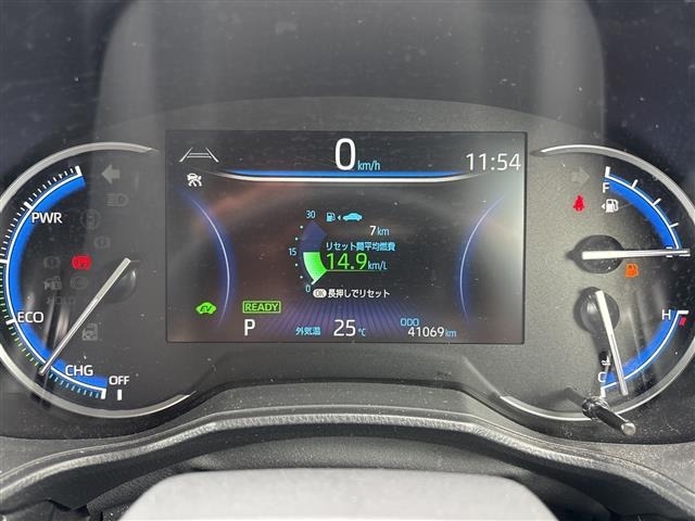 Toyota NOAH 2022 8009983-1