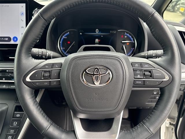 Toyota NOAH 2022 8009983-19
