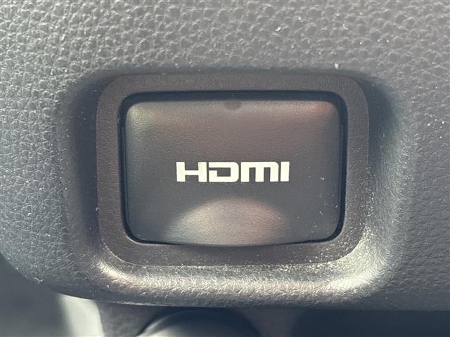 Toyota NOAH 2022 8009983-4