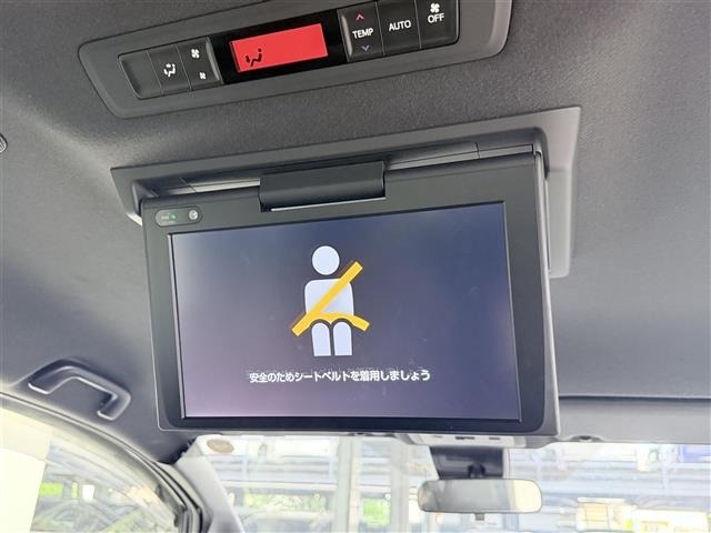 Toyota NOAH 2018 8010017-21