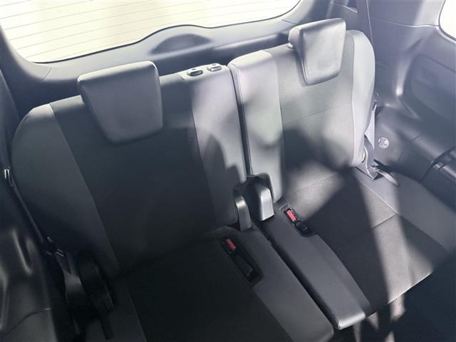 Toyota NOAH 2018 8010017-8