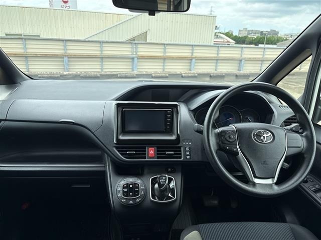 Toyota NOAH 2020 8010026-2