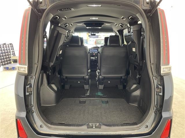 Toyota NOAH 2019 8010075-10