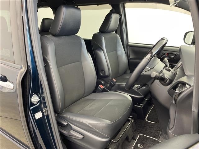 Toyota NOAH 2019 8010075-3