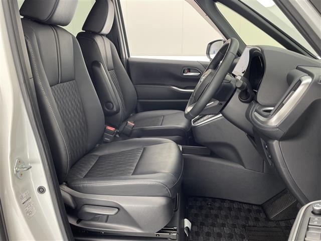 Toyota NOAH 2023 8010077-4