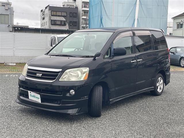 Toyota NOAH 2005 8010085-3