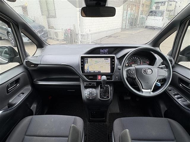 Toyota NOAH 2019 8010088-14