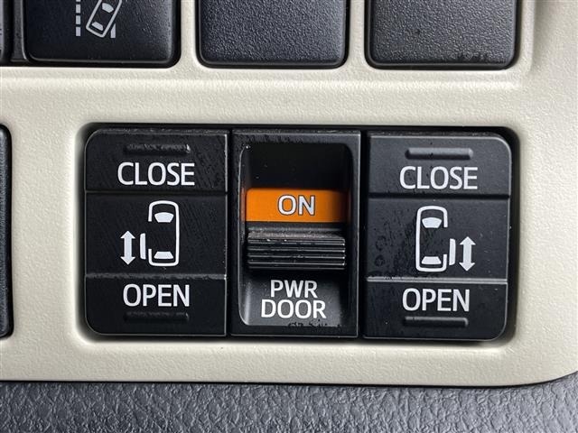 Toyota NOAH 2018 8010146-22