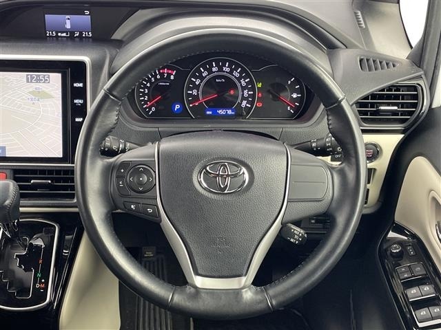 Toyota NOAH 2018 8010146-5