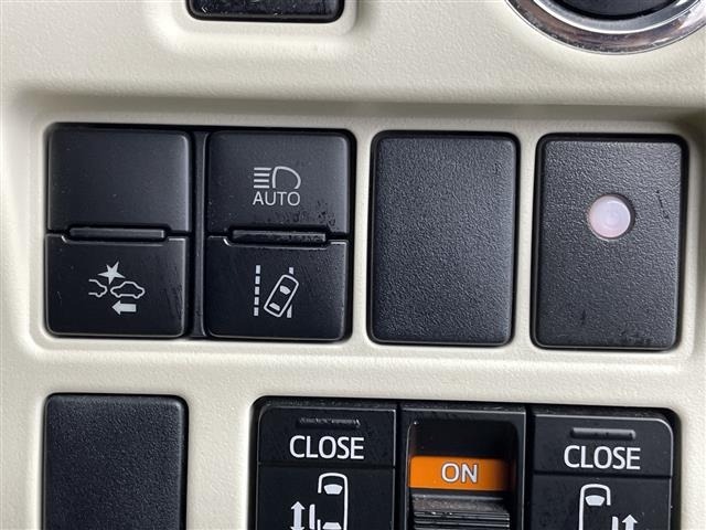 Toyota NOAH 2018 8010146-7