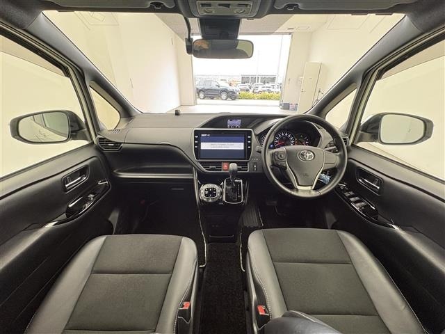 Toyota NOAH 2019 8010161-15