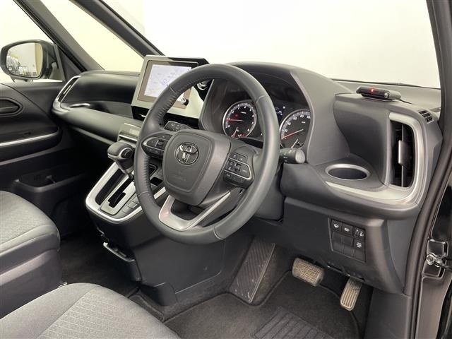 Toyota NOAH 2025 8010186-2