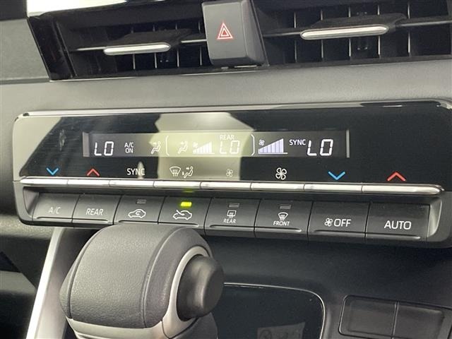 Toyota NOAH 2025 8010186-5
