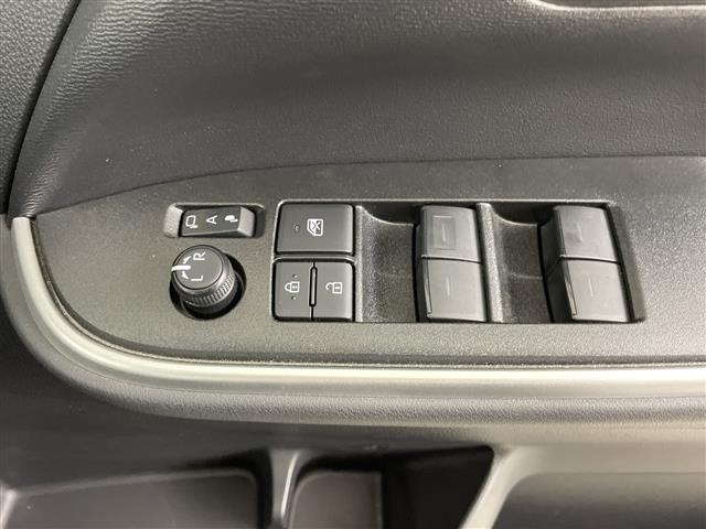 Toyota NOAH 2025 8010186-9