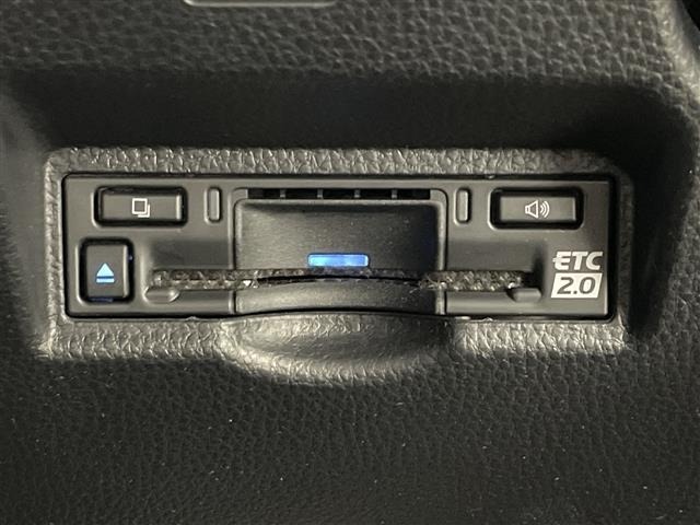 Toyota NOAH 2022 8010188-1