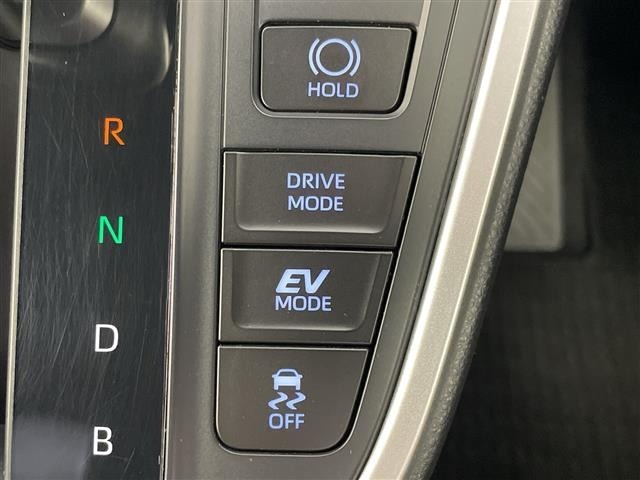 Toyota NOAH 2022 8010188-23