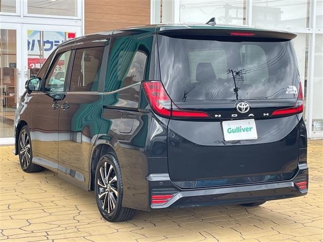 Toyota NOAH 2024 8010215-13