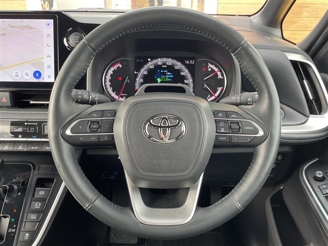 Toyota NOAH 2024 8010215-15