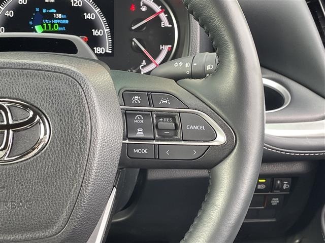 Toyota NOAH 2024 8010215-17
