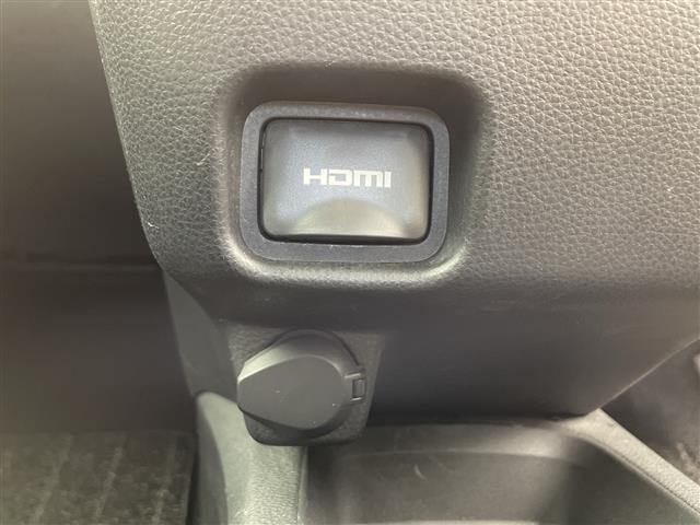 Toyota NOAH 2022 8010216-23