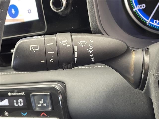 Toyota NOAH 2022 8010216-5