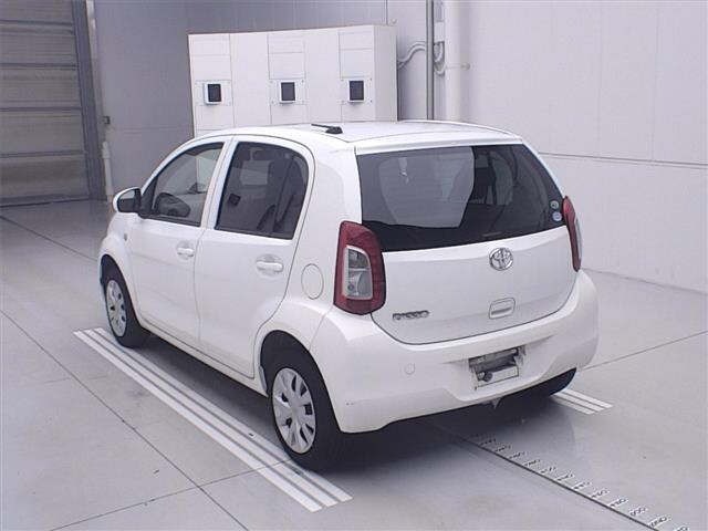 Toyota PASSO 2015 7989573-1