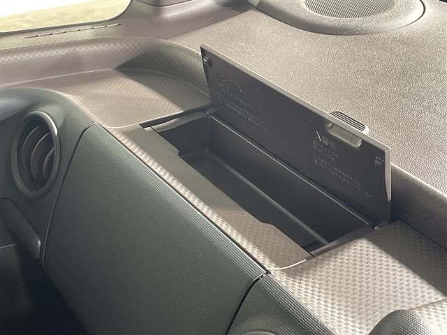 Toyota PORTE 2017 8007360-8