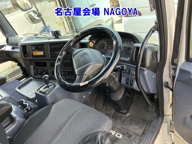 Hino PROFIA 2009 8010717-4