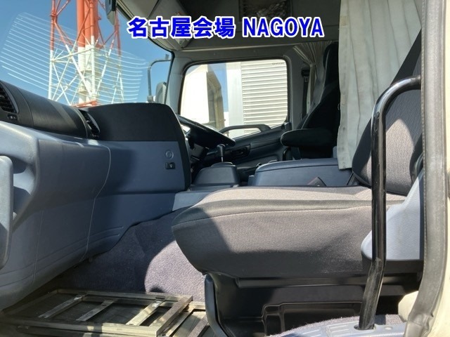 Hino PROFIA 2009 8010717-5