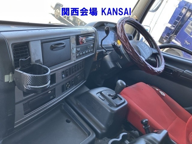 Hino PROFIA 2015 8010756-5
