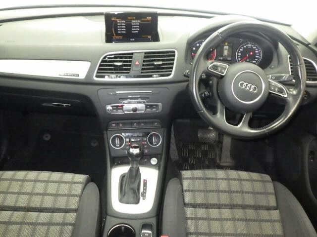 Audi Q3 2015 8015633-3