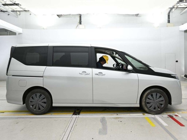 Nissan SERENA 2023 7994269-3