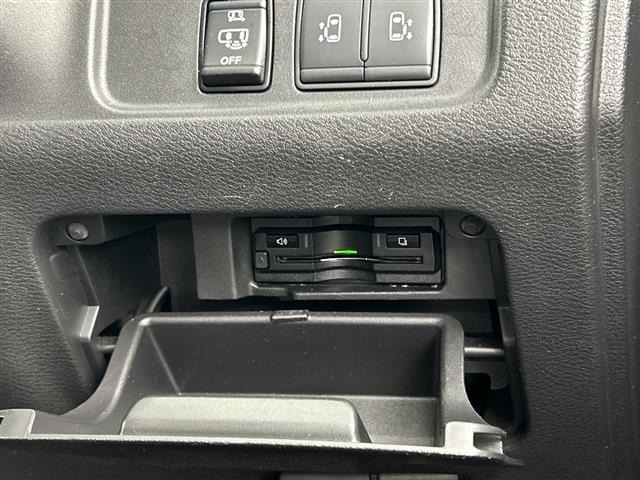 Nissan SERENA 2018 7995102-11