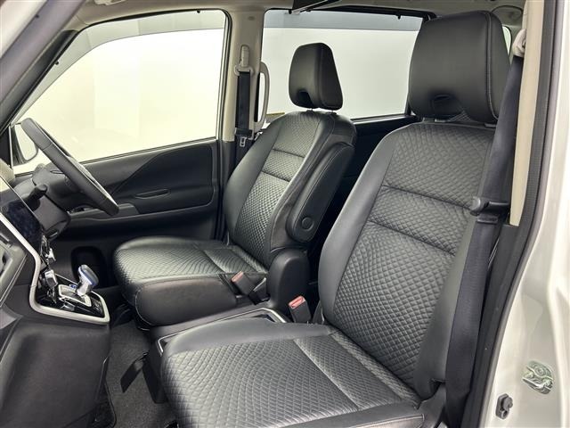 Nissan SERENA 2018 7995102-2
