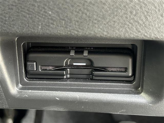 Nissan SERENA 2023 7995976-1