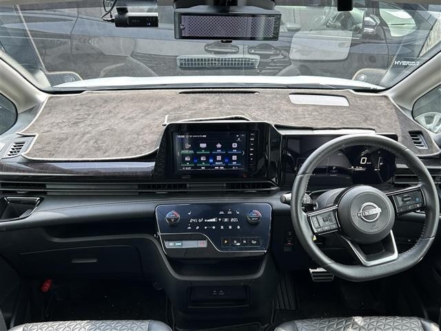 Nissan SERENA 2023 7995976-15