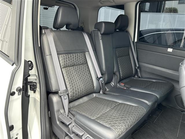 Nissan SERENA 2023 7995976-2