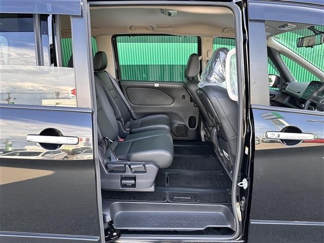 Nissan SERENA 2022 7996025-11