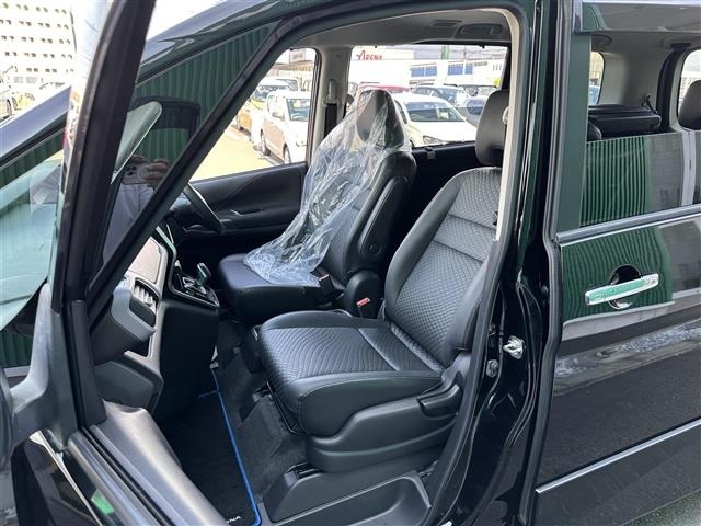 Nissan SERENA 2022 7996025-7