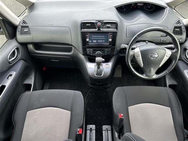 Nissan SERENA 2015 7996204-22